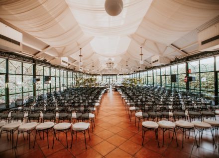 Pérgola de Cristal en escuela